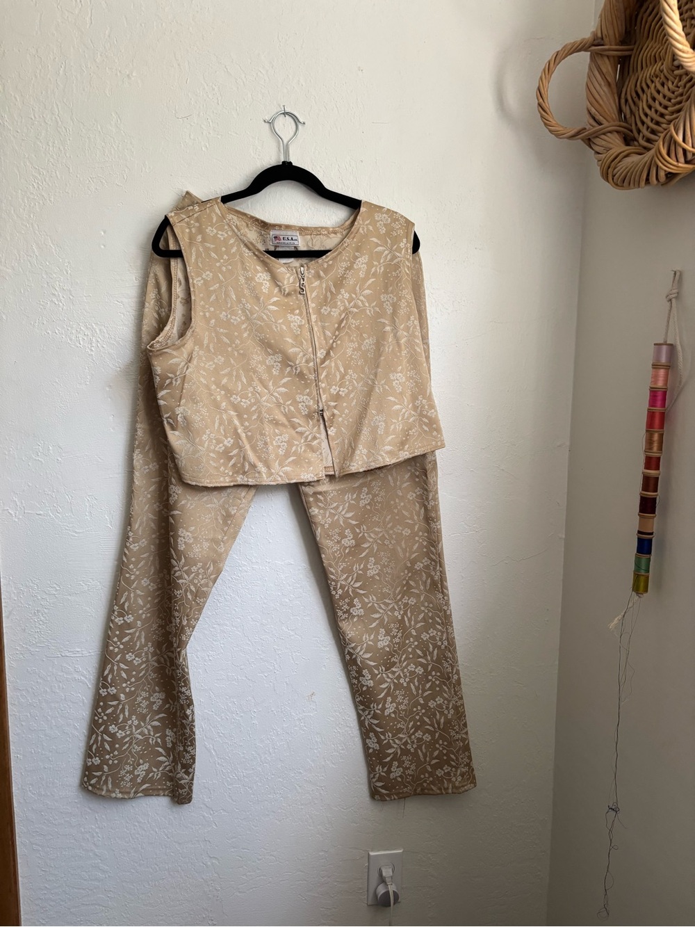 Vintage Gold Floral Two-Piece Jumpsuit Pants Set